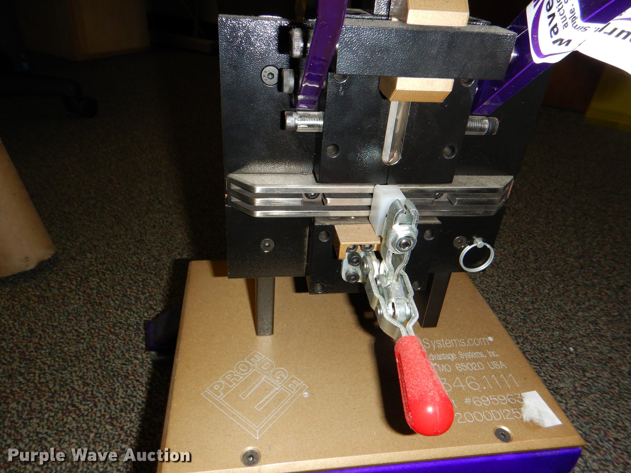 Pro Edge and framing system in Emporia, KS | Item FQ9885 sold | Purple Wave