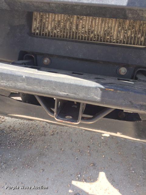 image for item DA3618 2011 John Deere 825i Gator utility vehicle