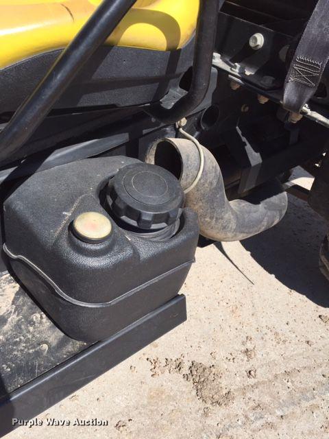 image for item DA3618 2011 John Deere 825i Gator utility vehicle