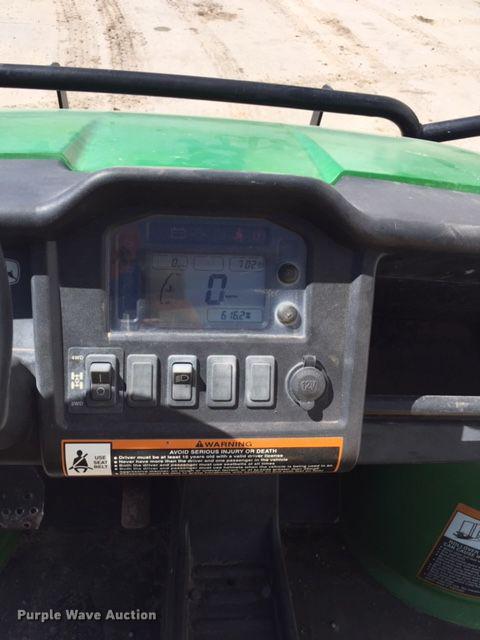 image for item DA3618 2011 John Deere 825i Gator utility vehicle