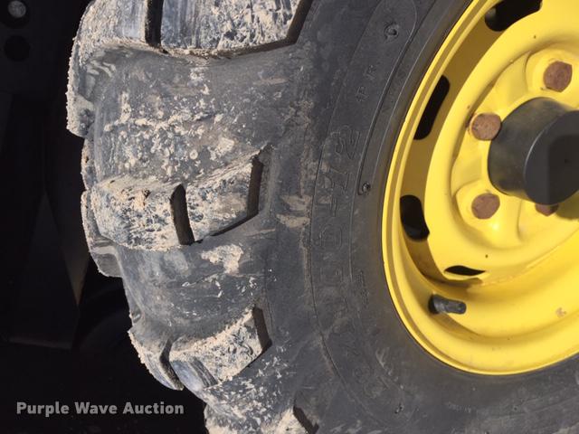 image for item DA3618 2011 John Deere 825i Gator utility vehicle