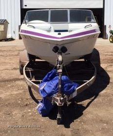 image for item DA3620 1997 VIP Vixen boat