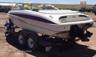 image for item DA3620 1997 VIP Vixen boat