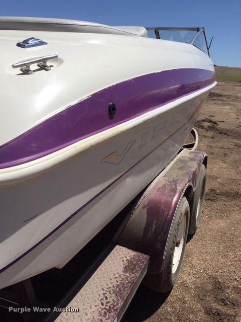 image for item DA3620 1997 VIP Vixen boat