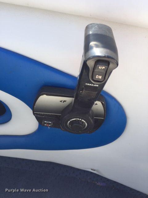 image for item DA3620 1997 VIP Vixen boat