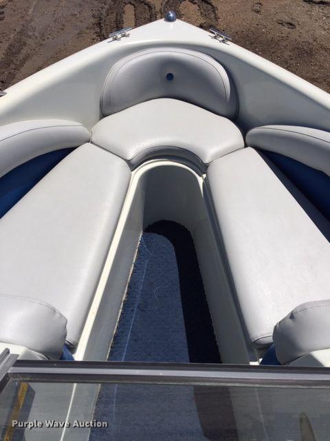 image for item DA3620 1997 VIP Vixen boat