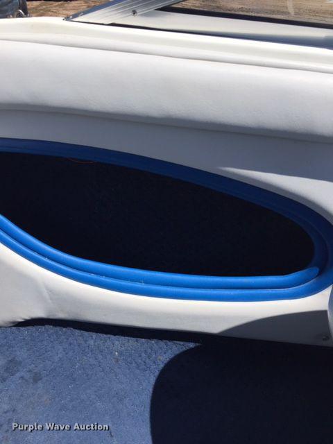 image for item DA3620 1997 VIP Vixen boat