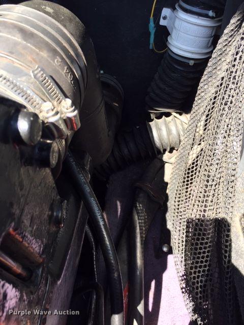 image for item DA3620 1997 VIP Vixen boat