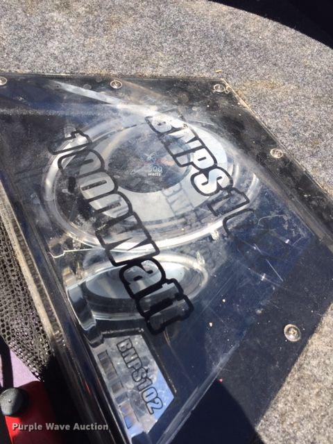 image for item DA3620 1997 VIP Vixen boat