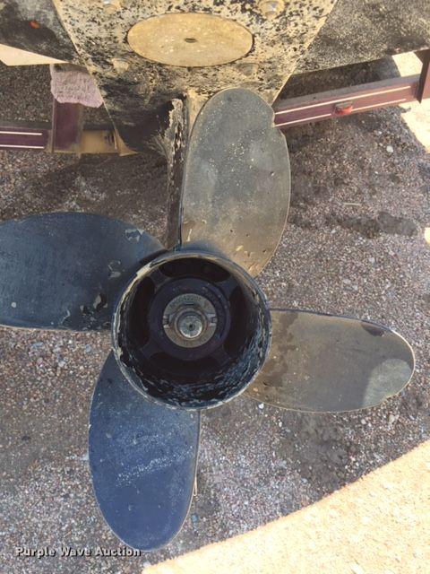 image for item DA3620 1997 VIP Vixen boat