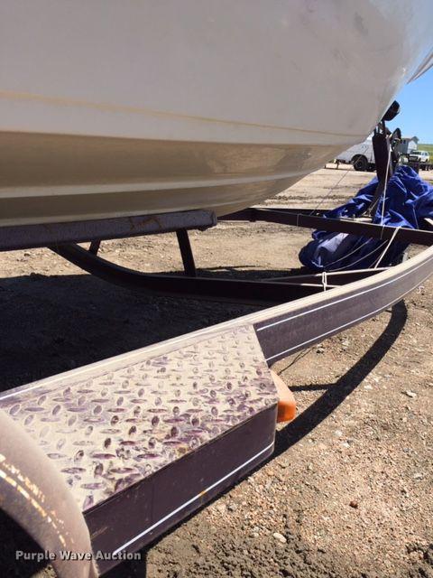 image for item DA3620 1997 VIP Vixen boat