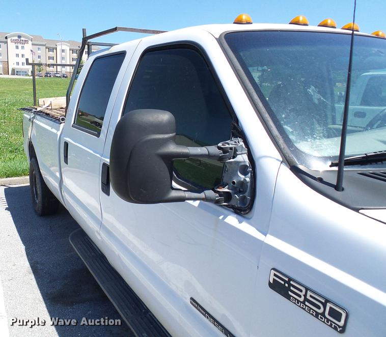 image for item DB2194 2001 Ford F350 Super Duty Crew Cab pickup truck