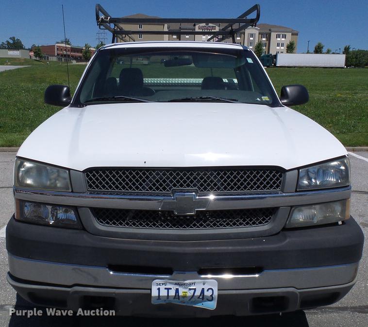 image for item DB2195 2003 Chevrolet Silverado 2500 pickup truck