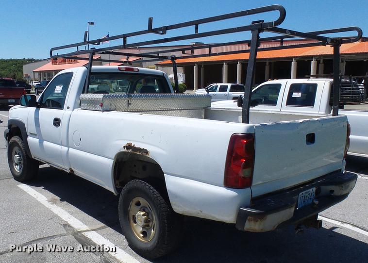 image for item DB2195 2003 Chevrolet Silverado 2500 pickup truck