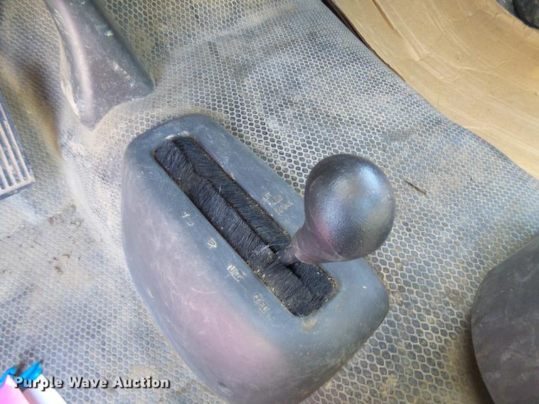 image for item DB2195 2003 Chevrolet Silverado 2500 pickup truck