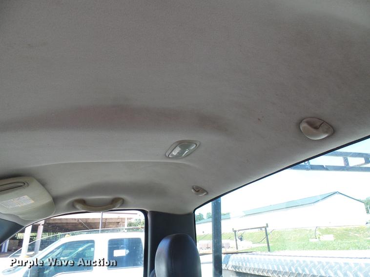 image for item DB2195 2003 Chevrolet Silverado 2500 pickup truck