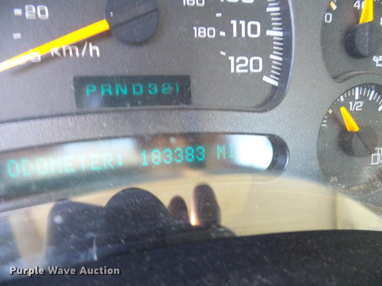 image for item DB2195 2003 Chevrolet Silverado 2500 pickup truck