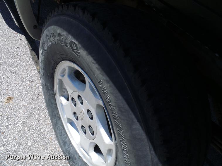 image for item DB2196 2003 Chevrolet Silverado 1500 Ext. Cab pickup truck