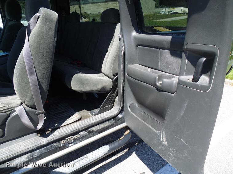 image for item DB2196 2003 Chevrolet Silverado 1500 Ext. Cab pickup truck