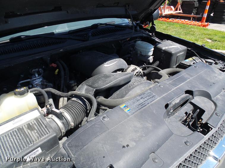 image for item DB2196 2003 Chevrolet Silverado 1500 Ext. Cab pickup truck