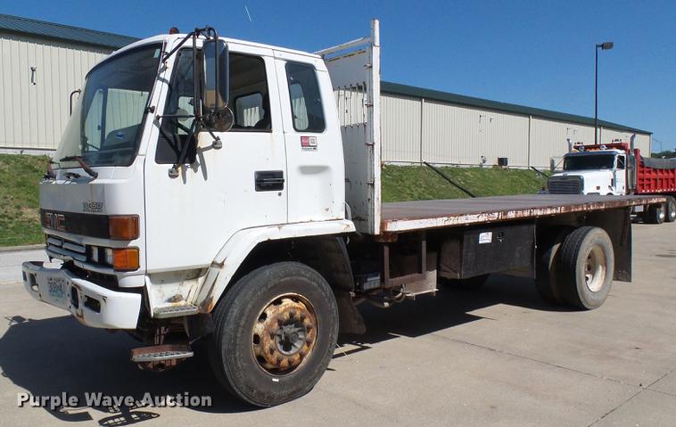 image for item DB2198 1993 Isuzu FTR rollback truck