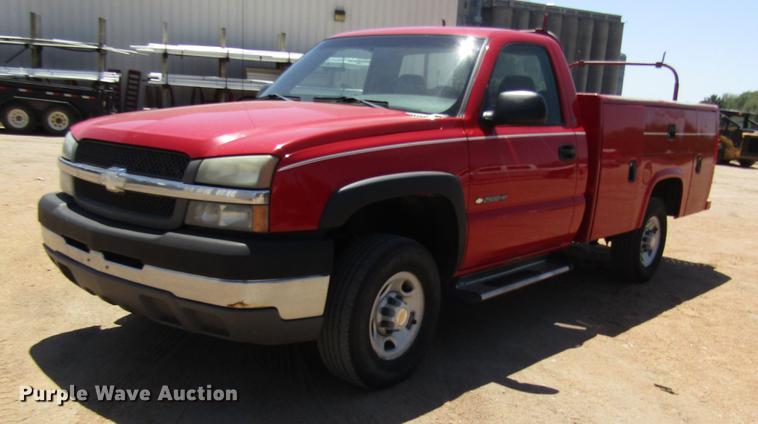 image for item DB4943 2003 Chevrolet Silverado 2500HD utility bed pickup truck