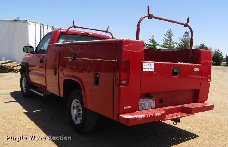 image for item DB4943 2003 Chevrolet Silverado 2500HD utility bed pickup truck