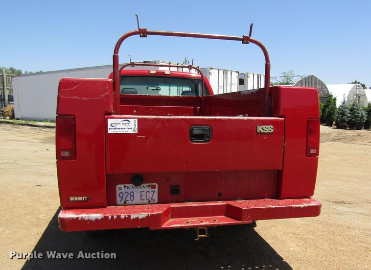 image for item DB4943 2003 Chevrolet Silverado 2500HD utility bed pickup truck