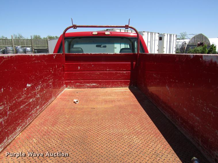 image for item DB4943 2003 Chevrolet Silverado 2500HD utility bed pickup truck
