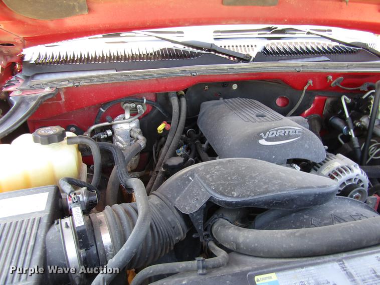 image for item DB4943 2003 Chevrolet Silverado 2500HD utility bed pickup truck