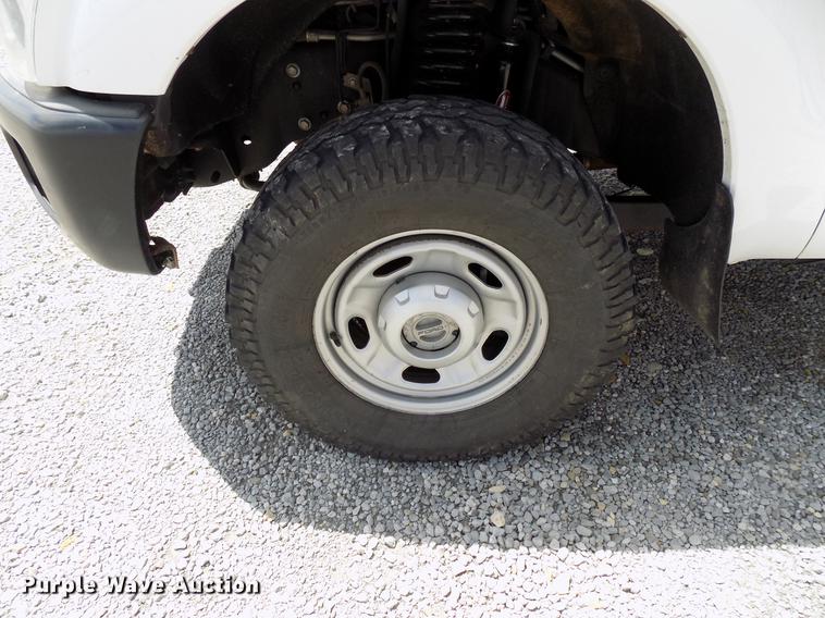 image for item DB9529 2011 Ford F350 Super Duty Crew Cab utility bed pickup truck