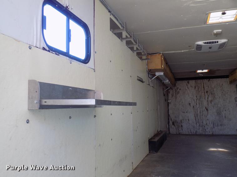 image for item DB9551 1998 Vintage enclosed cargo trailer