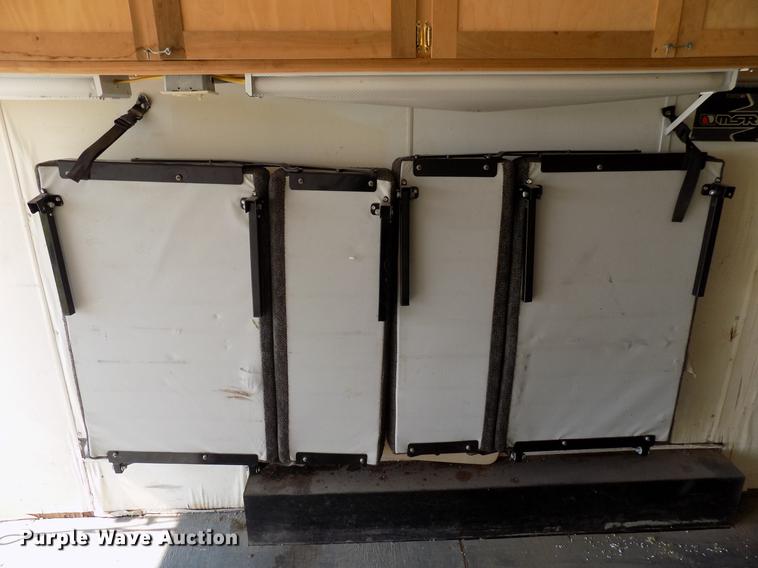 image for item DB9551 1998 Vintage enclosed cargo trailer