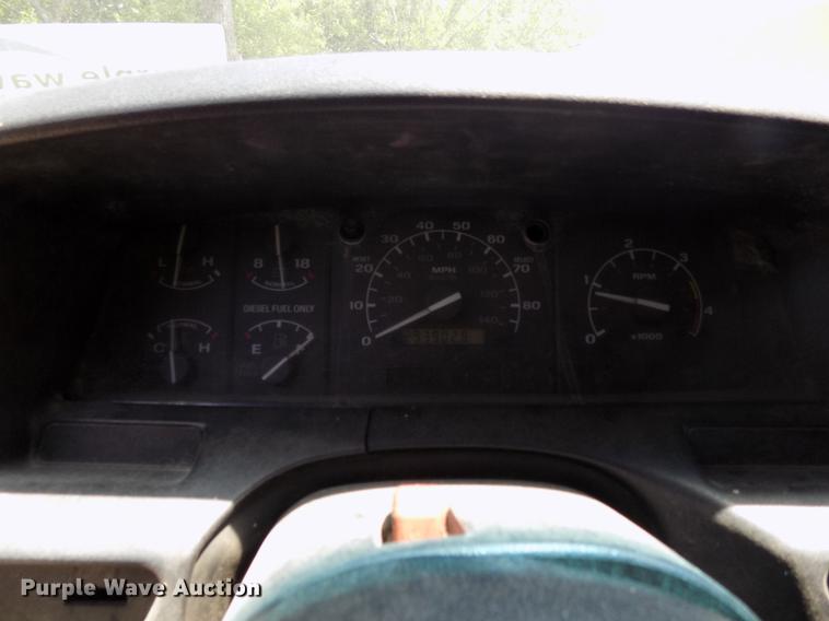 image for item DB9557 1993 Ford F350 flatbed pickup truck