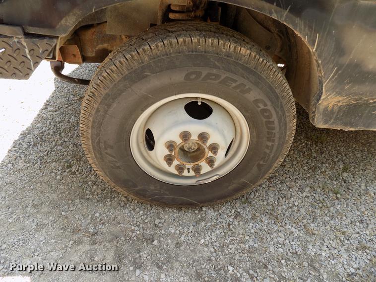 image for item DB9557 1993 Ford F350 flatbed pickup truck