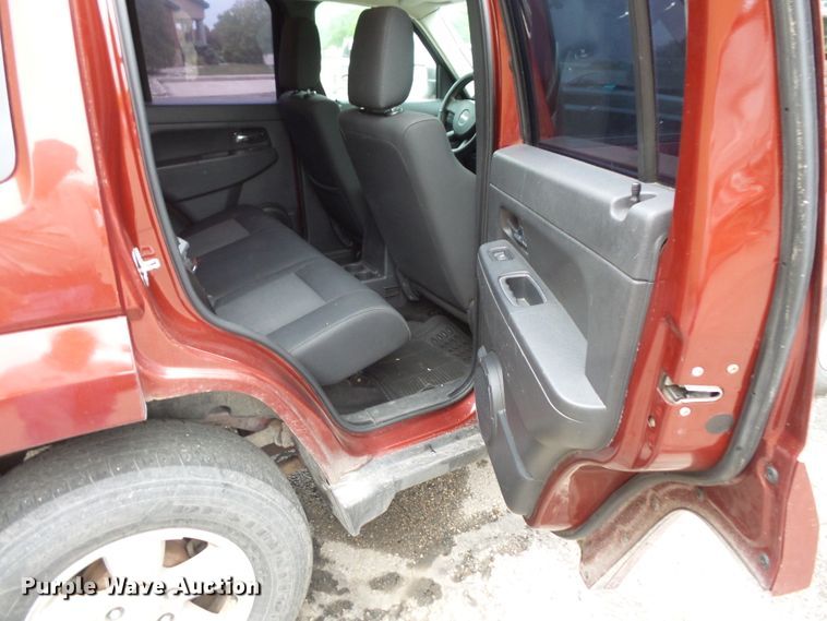 image for item DC4541 2009 Jeep Liberty SUV