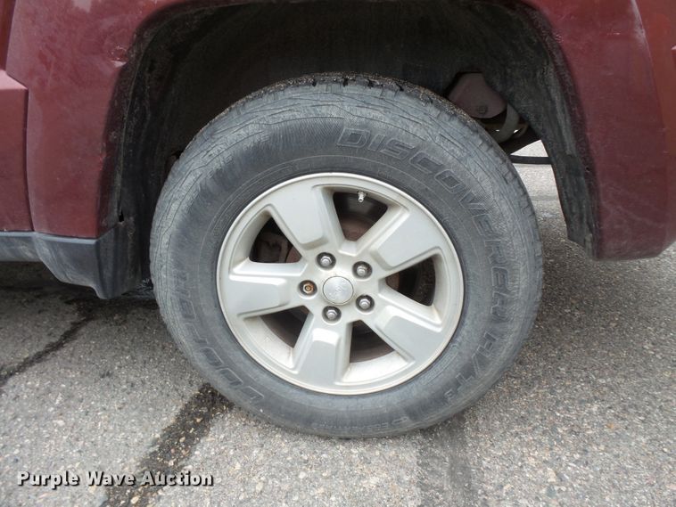 image for item DC4541 2009 Jeep Liberty SUV