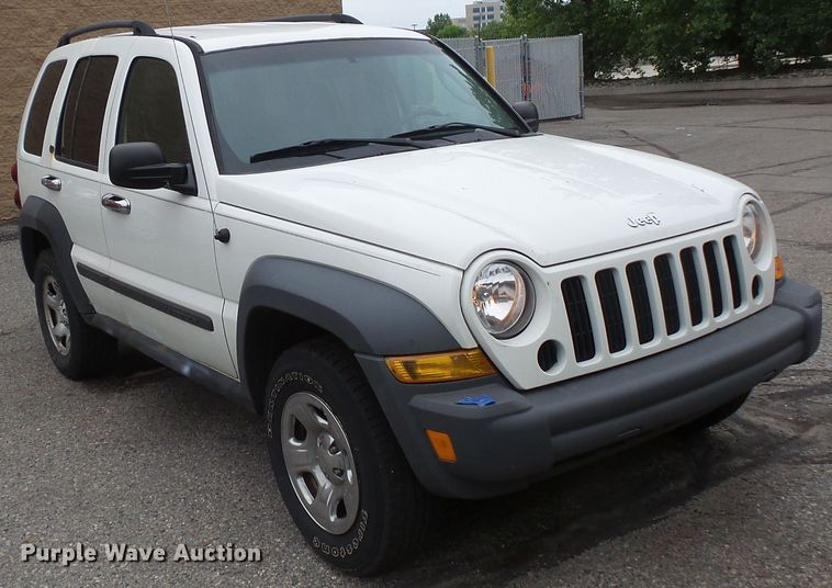 image for item DC4542 2007 Jeep Liberty SUV