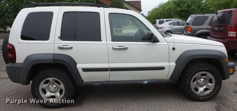 image for item DC4542 2007 Jeep Liberty SUV