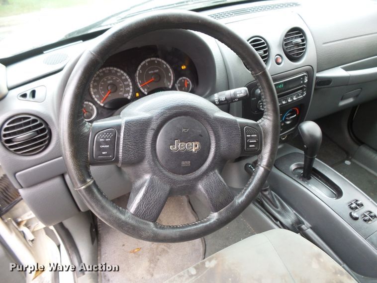 image for item DC4542 2007 Jeep Liberty SUV