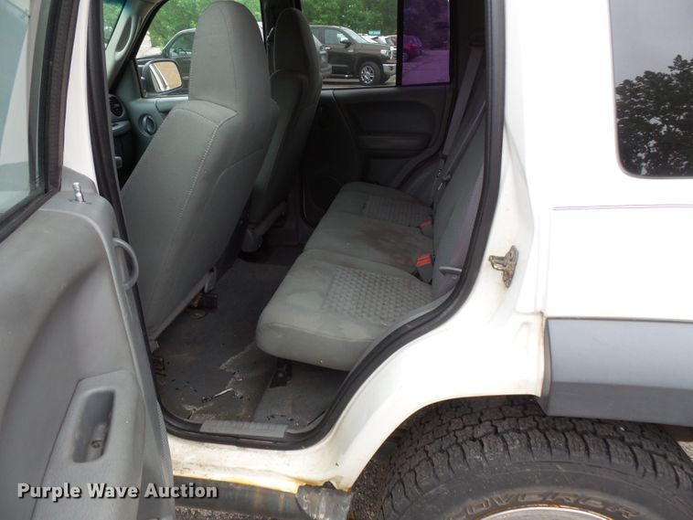 image for item DC4542 2007 Jeep Liberty SUV