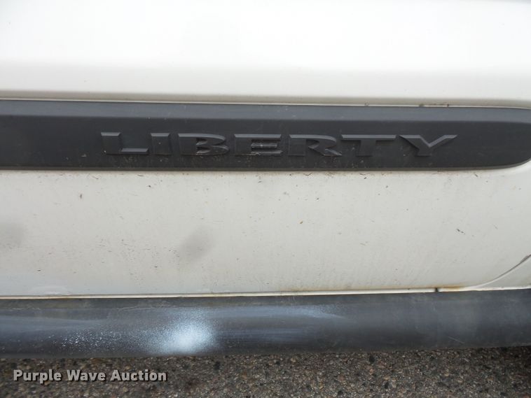 image for item DC4542 2007 Jeep Liberty SUV
