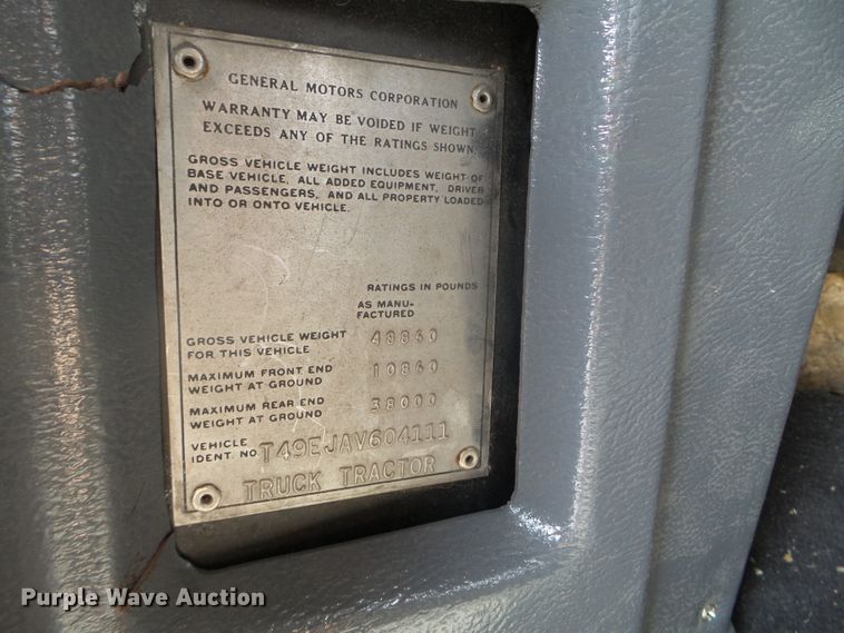 image for item DC4559 1980 GMC General toy hauler RV