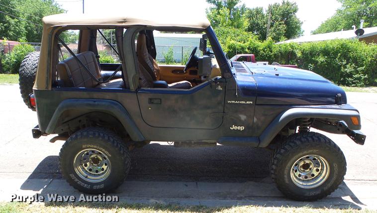 image for item DC5146 1997 Jeep Wrangler SUV