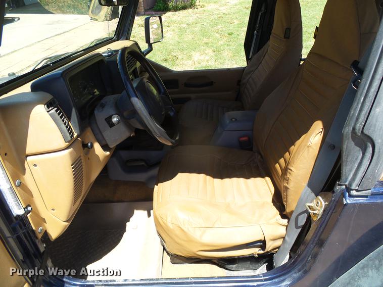 image for item DC5146 1997 Jeep Wrangler SUV
