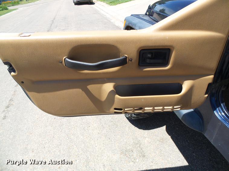 image for item DC5146 1997 Jeep Wrangler SUV