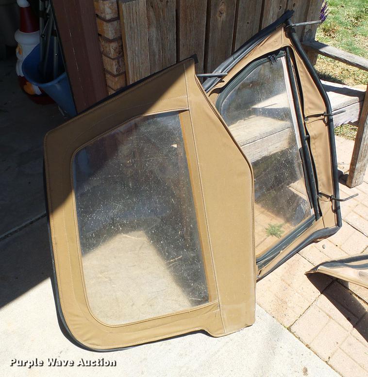 image for item DC5146 1997 Jeep Wrangler SUV