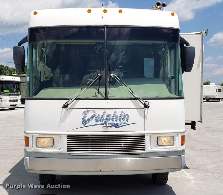 image for item DD4756 2000 Ford Dolphin RV