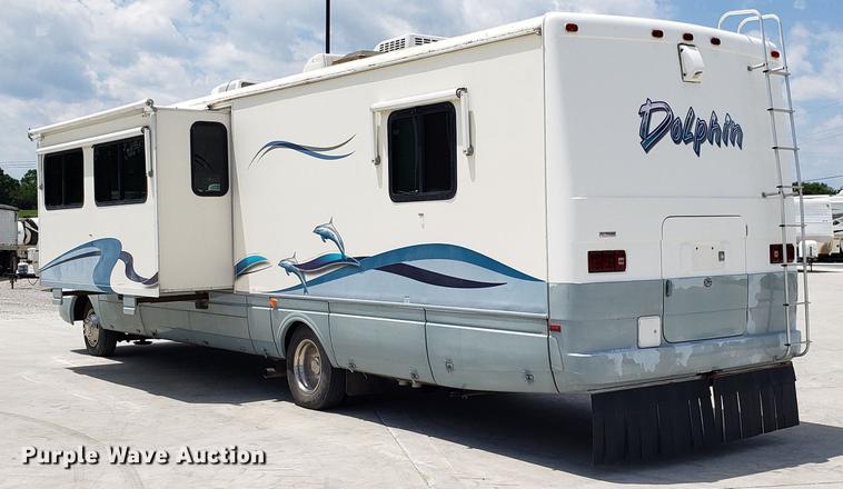 image for item DD4756 2000 Ford Dolphin RV