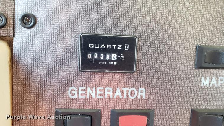 image for item DD4756 2000 Ford Dolphin RV